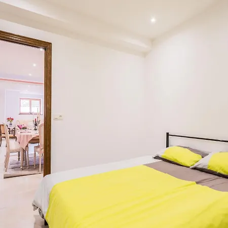 Cozy With Garden Feriehus Beauraing