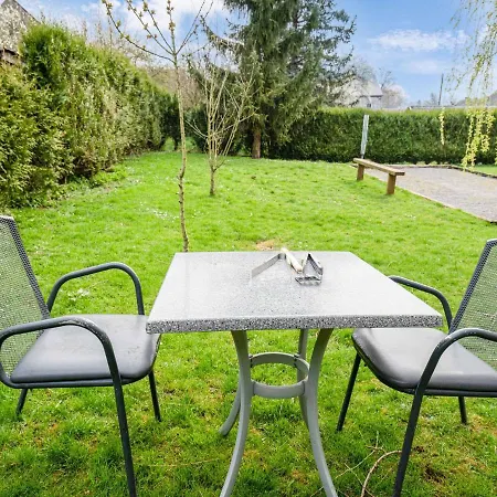 Cozy With Garden Ferienhaus *