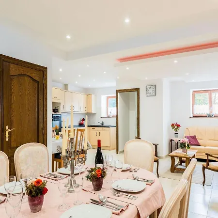Charming In With Fenced Garden * Beauraing
