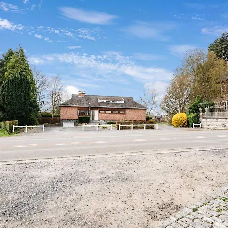 Charming In With Fenced Garden